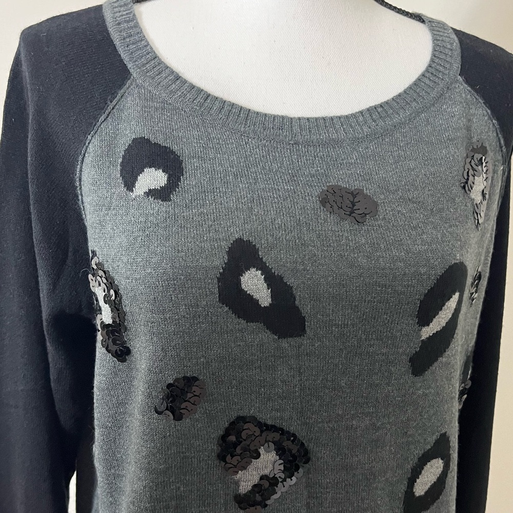 NWT APT 9 Bling Animal print sweater black gray sequin XL X-large leopard print